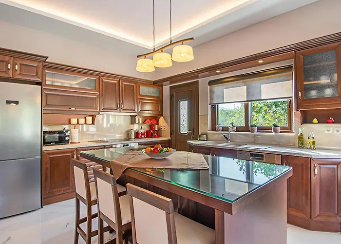 Villa Zissis & Pool 5min Drive To *