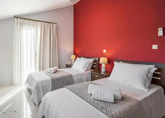 Villa Zissis & Pool 5min Drive To Kato Yerakarion
